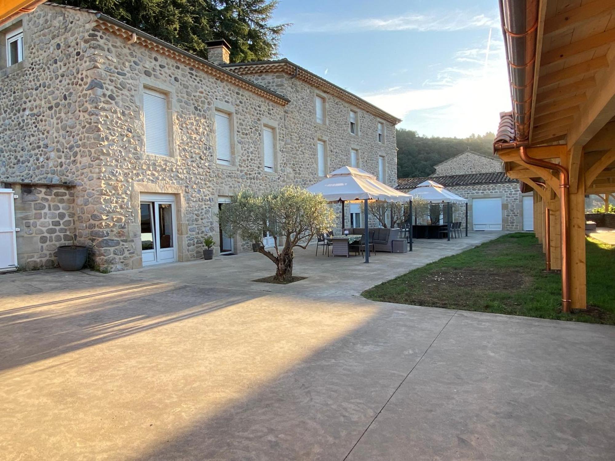 Bed and Breakfast Domaine Les Buis Saint-Fortunat-sur-Eyrieux Exterior foto